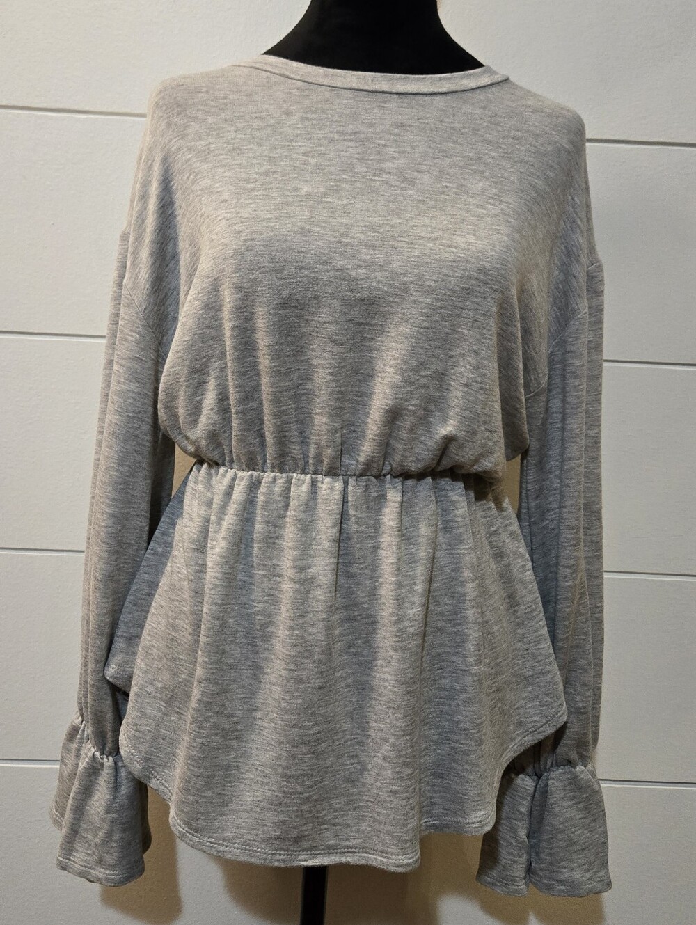 Grey Long-Sleeve Peplum Waist Top - Women